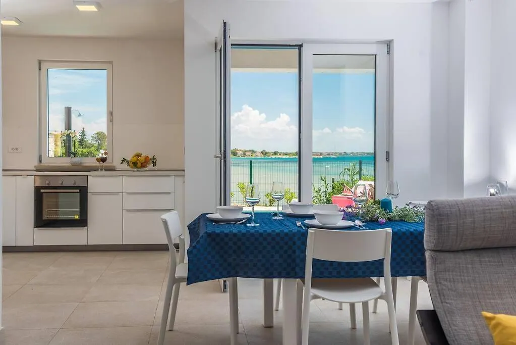 Villa Miri Olive Privlaka  Holiday home